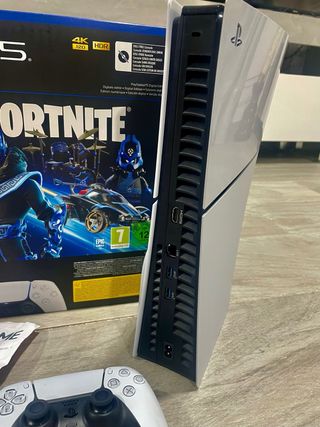 Consola Sony PlayStation 5 + Fortnite + Mafia