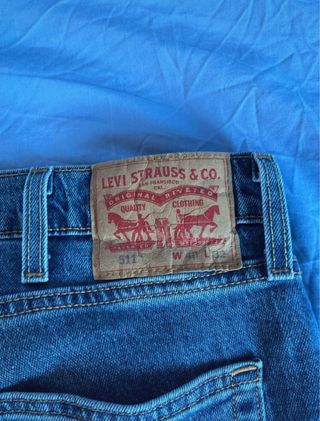 Pantalón Levi's 511 Azul