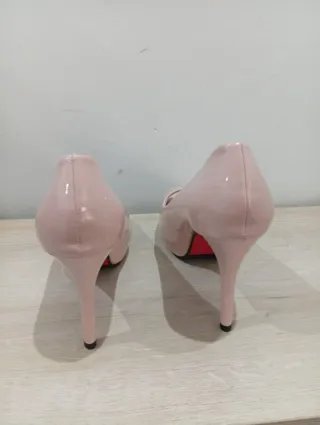 Zapatos de tacón rosa charol talla 39