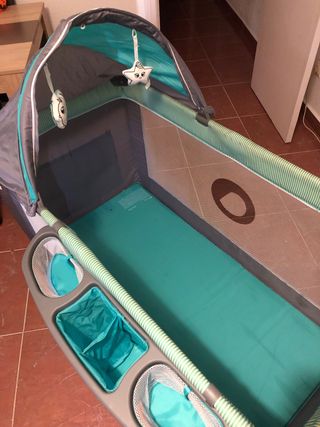Cuna de viaje plegable