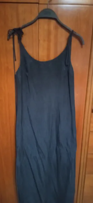 Vestido Zara tirantes negro fluido talla S