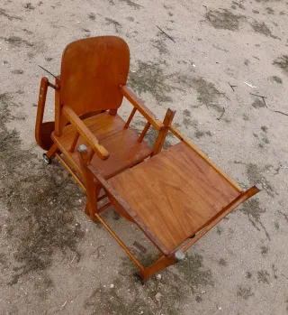 Trona madera vintage infantil