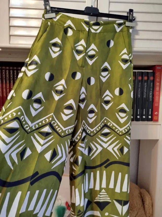 Pantalón ancho estampado
