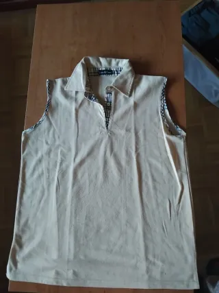 Camiseta sin mangas beige