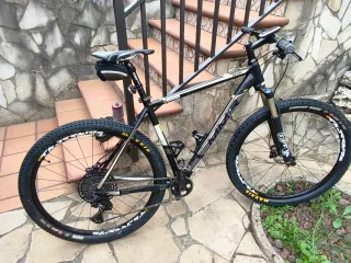Bicicleta MTB MMR Kendo 