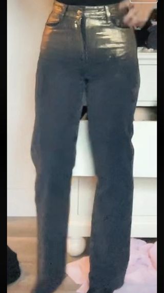 Pantalón Zara gris y dorado
