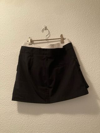 Falda mini cargo negra