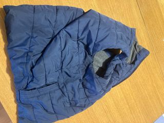 Chaleco acolchado niño azul. talla 9/10