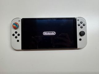 Nintendo Switch OLED White + Giochi