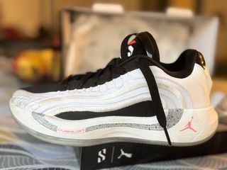 Zapatillas Baloncesto Jordan Luka 4