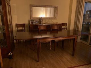 Mesa comedor extensible y 6 sillas