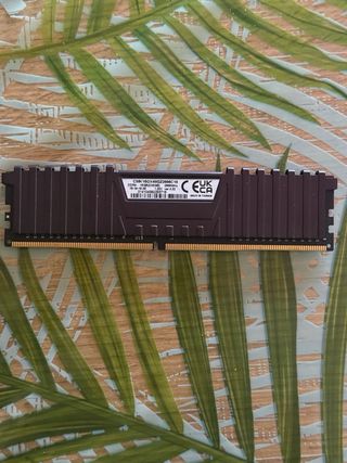 Corsair Vengeance LPX DDR4 16GB
(2x8GB) 2666MHz