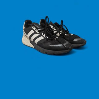 Zapatillas Adidas Hombre Negras y Blancas