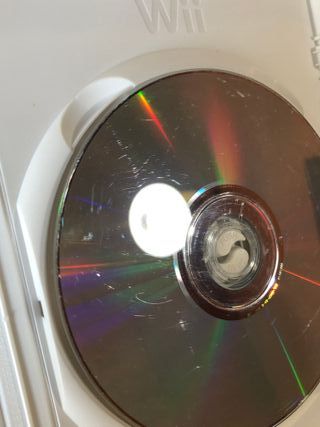 Mario Kart Wii con 2 volanti bianchi wii