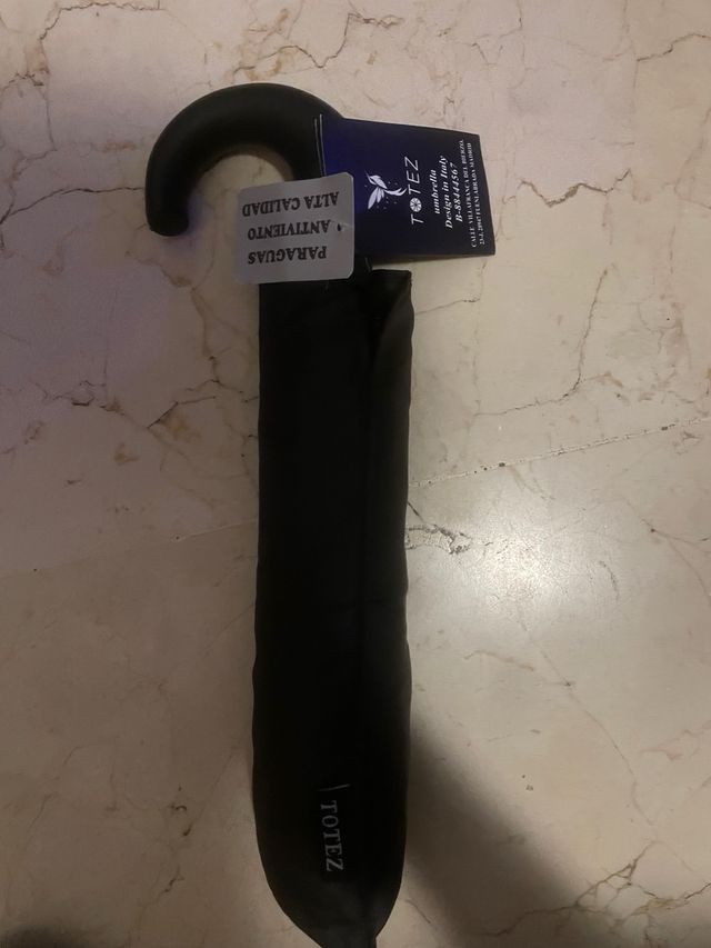Paraguas negro TOTEZ plegable
