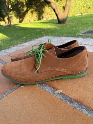 Zapatos El Ganso Marrones con Cordones Verdes