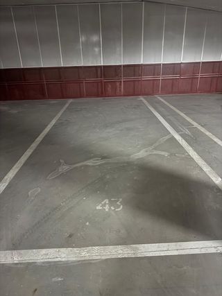 Plazas de garaje con Trastero.