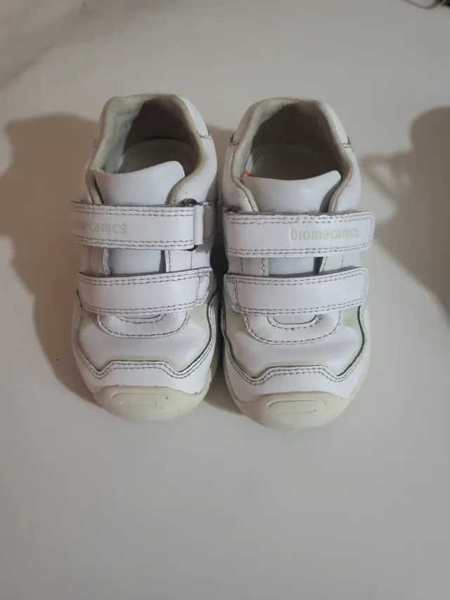 Zapatillas Biomecanic Blancas Velcro 23