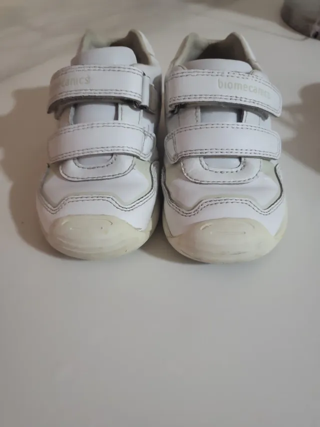 Zapatillas Biomecanic Blancas Velcro 23