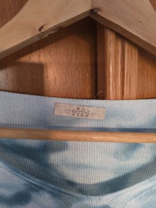 Jersey azul y blanco efecto tie-dye