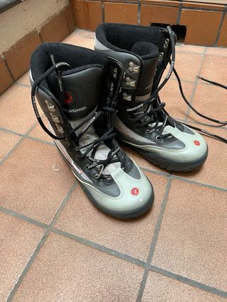 Tabla Snowboard Crazy Creek con fijaciones y botas