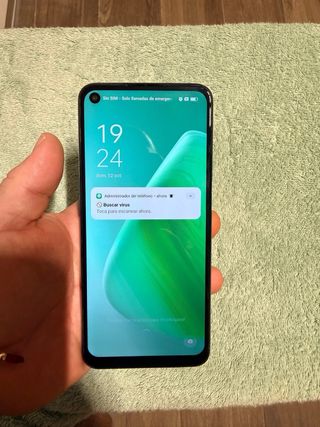 Telefono nero Oppo A54 da 64 GB
