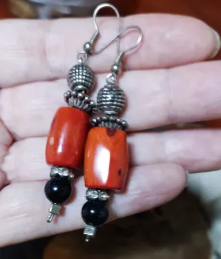 Pendientes Plata Ley Coral y Piedra Negra