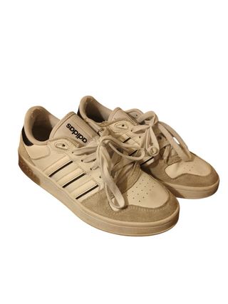 Zapatillas Adidas niño beige y blanco