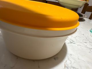 Contenitore cucina arancione plastica