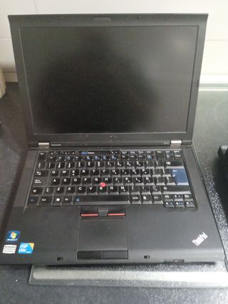 Lenovo ThinkPad Portátil (1 unidades)