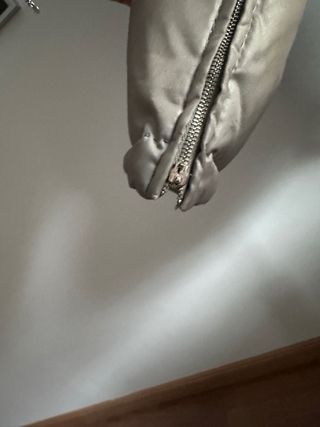 Abrigo Carolina Herrera Plata