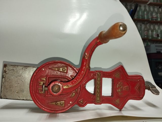 Rallador antiguo marca elma