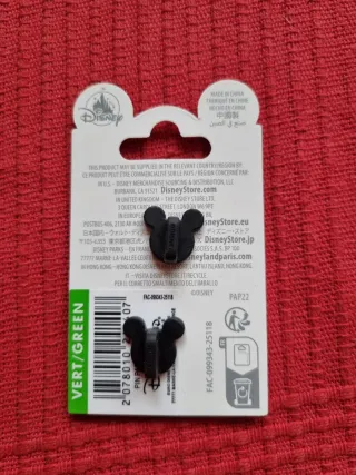 Pin Disneyland Pascal Rapunzel