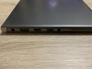 Portátil Toshiba Z30