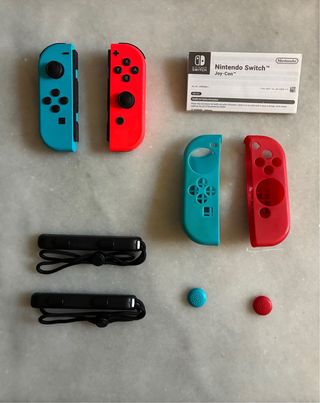 Mandos Nintendo Switch Joy-Con Azul y Rojo + Funda