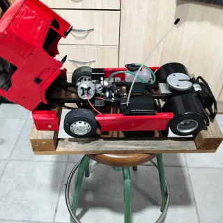 Coche  RC  camión Man 
Thundertiger