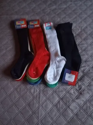 Calcetines altos varios colores