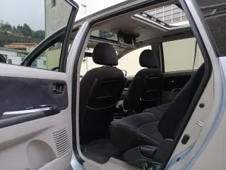 Mitsubishi Grandis 2005