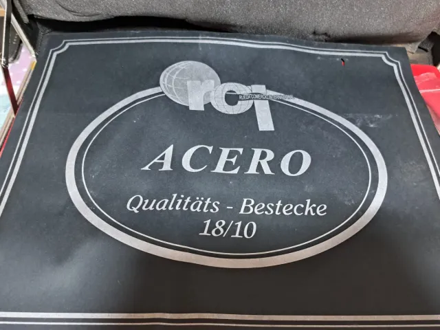 2 Cuberterías R con filo Oro 24K Solinger