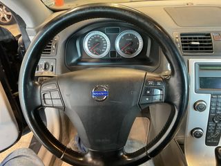 Volvo C70 2010
