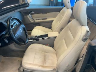 Volvo C70 2010