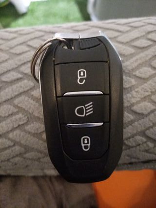 Llave Mando Peugeot