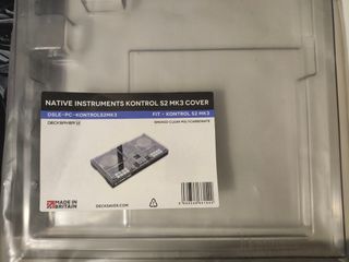 Controlador DJ Traktor Kontrol S2 MK3 + Decksaver