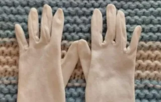 Guantes largos niña blancos para disfraz