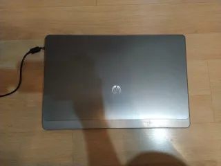 Portátil HP con Batocera Linux