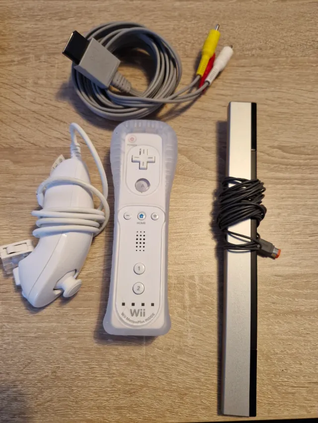 Consola Wii + Pictionary + Accesorios + Juegos