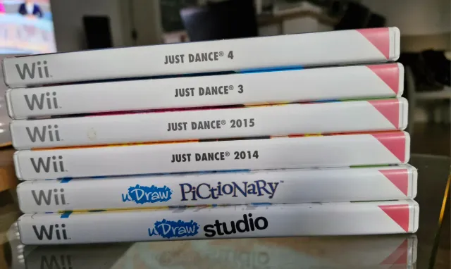 Consola Wii + Pictionary + Accesorios + Juegos