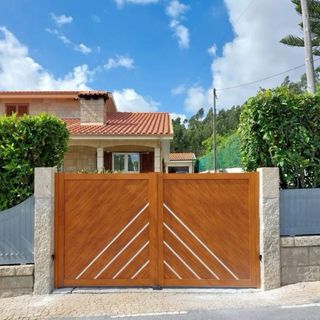 Vallas y cancelas de jardín hecha a medida