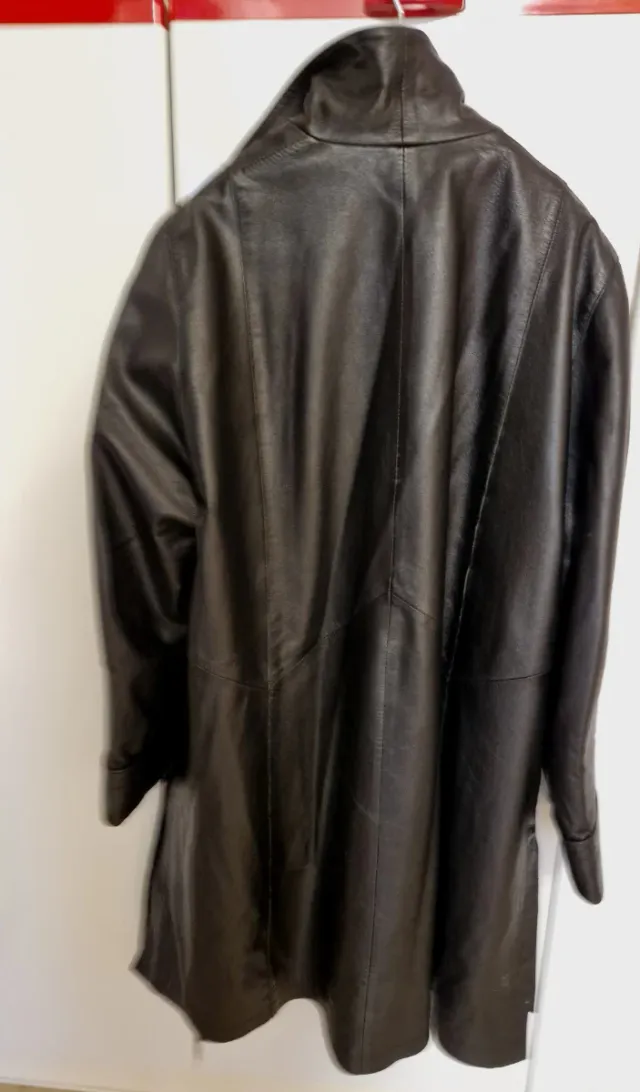 Cappottino in vera pelle nero