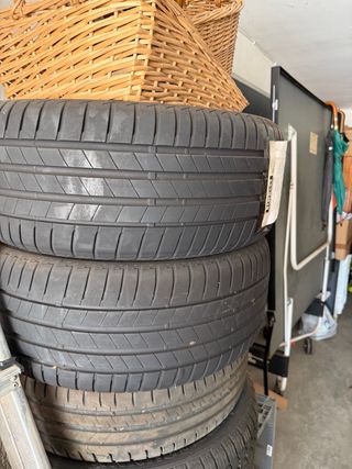 Neumáticos Pirelli 245/50 R17